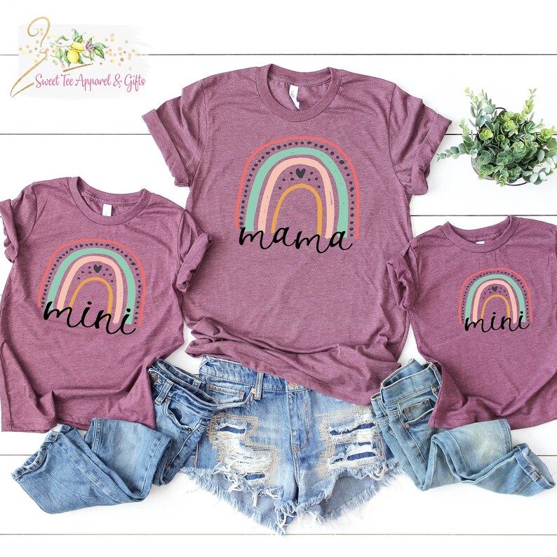 Mama mini rainbow t-shirt - Mommy and me set - Mama t-shirt - Mom of girls - Rainbow t-shirt 
