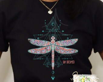 Day dreamer - dragonfly t-shirt  - Dragonfly lover - Nature - Dragonflies - Gift for her t-shirt - Cute shirt - Boho - Bohemian - Hippie
