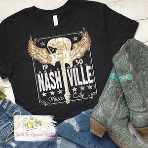 Nashville music city t-shirt - Ladies Graphic tee shirt - Girls trip - Nashville Tennessee - Guitar shirt - Country music t-shirt