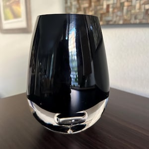 Mod Dark Purple Amethyst Glass Vase With Controlled Bubble