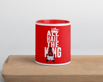 Todos saludan a la taza King con color en el interior