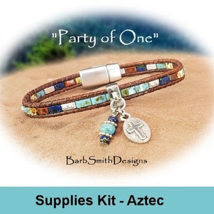 Materialkit (handledning säljs separat) - Armbandskit "Party of One" - Charm Slider med Charm Choice - Aztec (AZT)
