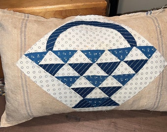 Grain Sack Pillow with Old/Vintage Basket Quilt Square blue & white | Farmhouse | Antique | Vintage