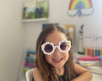 Children personalized white Sunglasses, girls sunnies, flower sunglasses, hippie sunglasses, flower child, beach eyewear, groovy glasses