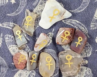 Aphrodite - Venus Alter or Pocket Stone -- Ready to Ship! -- Listing 2