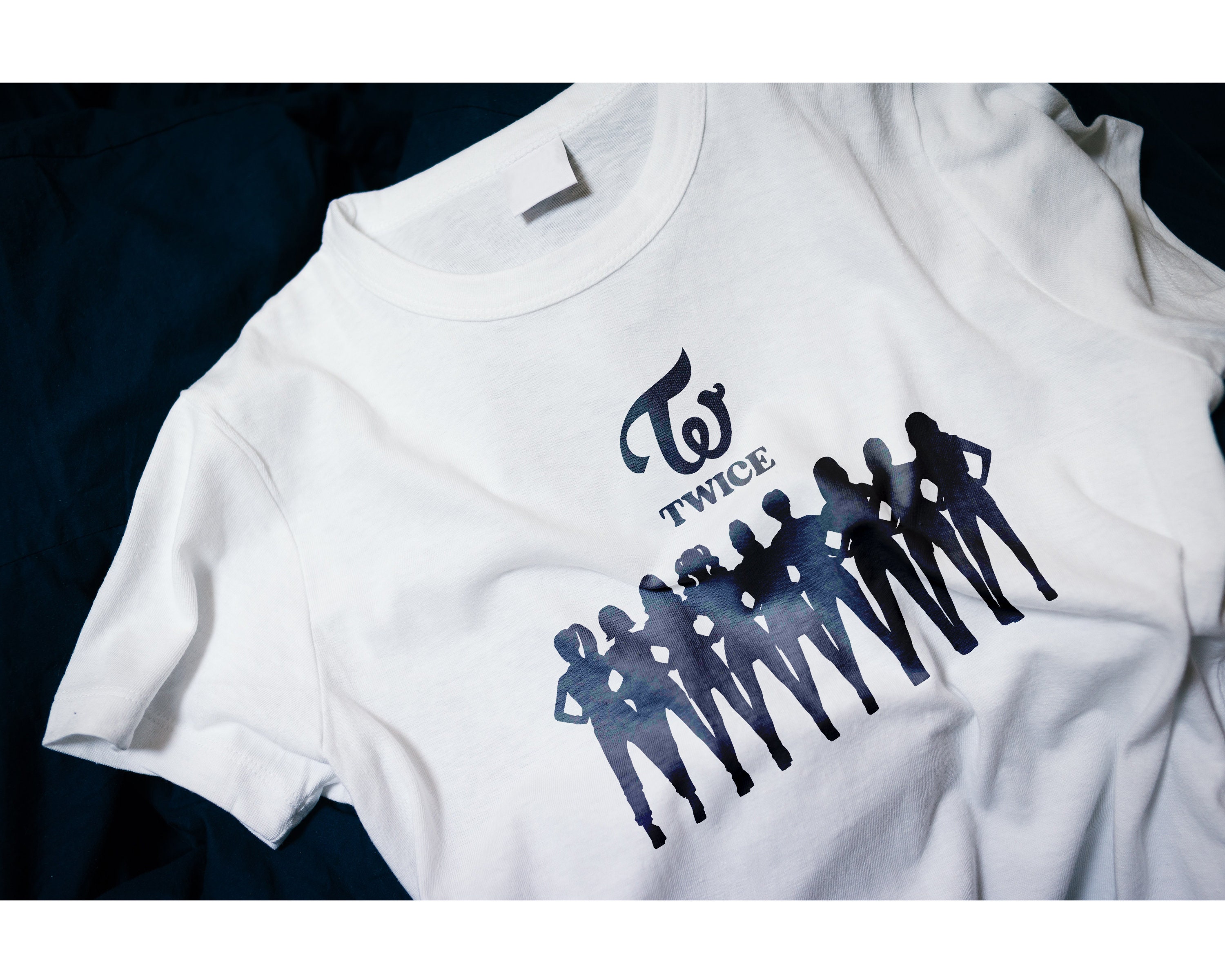 twice シルエットカッティングステッカー TWICE ロゴカッティングステッカーの通販 by TAKE's shop｜ラクマ