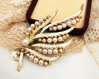 Vintage leaf brooch, Gold tone pin with pearls and AB crystals, Bridal wedding floral brooch, Mid-century jewelry