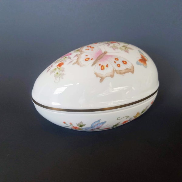 Vintage Avon Porcelain Egg Trinket Box with Butterfly 22K Gold Trim 1974 year, Easter Gift