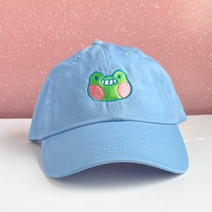 Czapka z haftem żaba emoji z regulowanym paskiem z tyłu, dla dorosłych unisex, czapki dla taty Froggy Emotions, miękka czapka baseballowa na lato, haftowany prezent