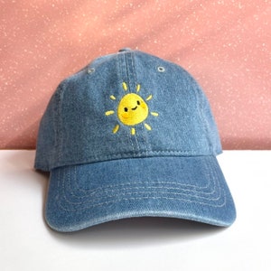 Happy Sun Embroidered Hat with Adjustable Strap Back, Adult Unisex, Soft Baseball Cap for Summer, Sunshine Dad Hats, Cute Embroidery Gift