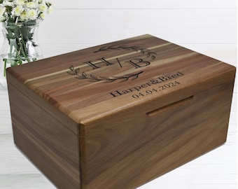 Wooden Memory Box, Wedding Keepsake Gift for Couple, Personalized Engagement Gift for Friends, Marriage Anniversary Gift, Bridal Shower Gift