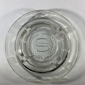 Vintage clear glass round Sheraton hotel ashtray