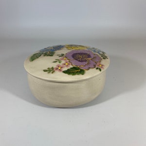 Vintage ceramic trinket box
