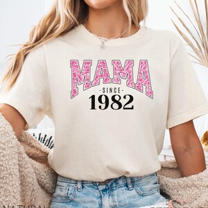 Custom Mama Shirt for Mom Shirt With Year, Personalized Mama T-shirt, Custom Mom Shirt, Mother&#39;s Day Gift for Mom, New Mom Baby Shower Gift
