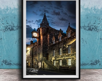 Edinburgh Tolbooth Houses Print: Historic Landmark