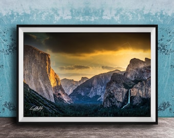 Yosemite Landscape Print: Tunnel View, Half Dome - Scenic Nature Decor