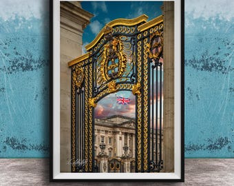 Buckingham Palace Photo - Sunrise with Queen’s Rose Garden