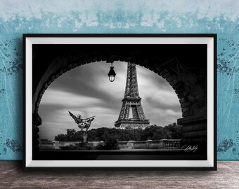 Eiffel Tower Wall Art: Sunrise View with Pont de Bir Hakeim - Black and White