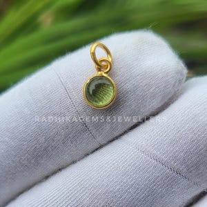 18k Solid Gold Peridot Charm Pendant: August Birthstone, Minimalist Design