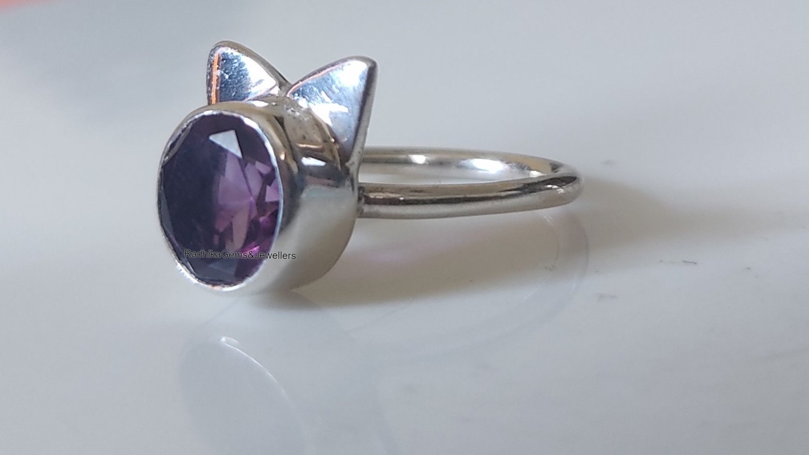 Bague Chat Réglable En Argent 925 Avec Améthyste Violette Naturelle - La Petite Ladybird