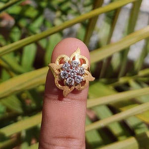 18K Gold Diamond Flower Ring: Handmade 0.61 CT Cluster Statement