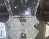 LALIQUE VENISE Double Lion Head Frosted Base Octagonal Angular Crystal Vase
