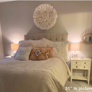 Chapéu juju branco juju chapéu africano juju chapéu juju decoração de parede boho decoração de parede única decoração de quarto boho meninas dormitório decoração pena