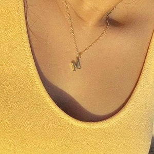 Regalo del día de la mujer para ella, collar con letra inicial de mujer, regalo para novia, regalo de joyería personalizado para mujer, regalo personalizado para mujer