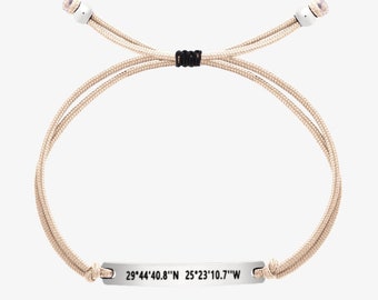 Coördinatenarmband, gepersonaliseerde damessieraden, jubileumcadeau voor haar, coördinaatstaafarmband, verstelbare koordarmband, aangepast koord