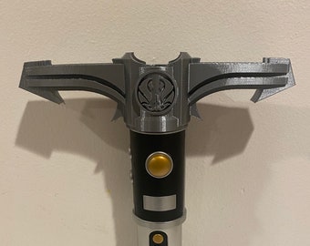 サヴィのワークショップで手作りのカスタムライトセーバーを製作