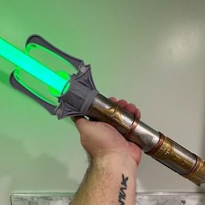 High Republic Style Crossguard Jedi Emitter v4 for Star Wars Galaxy's Edge Savi's Workshop Lightsabers image 4
