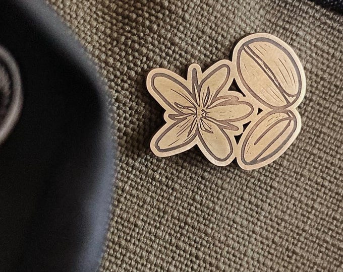 coffee beans & flowers pin