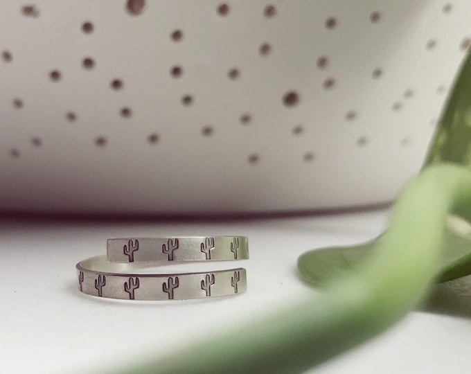 Boho cactus - adjustable silver ring