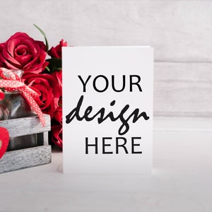 2 x Valentinstag Kartenmock ups Grußkarte Mockup - gestaltete Stock Fotografie, leere Karte Valentinstag Geschenk Mockup, JPG digitaler Download