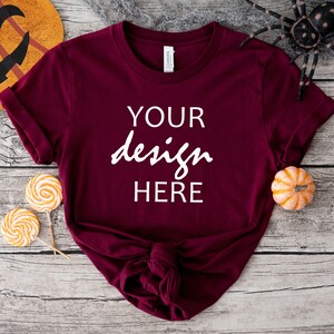 Koszula Maroon Bella Canvas 3001 Mockup Koszulka jesienna Mockup Mockup Halloween Mock-up Jesienna koszulka dyniowa Mock Up Cricut JPG Pobieranie cyfrowe