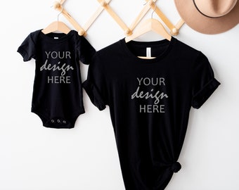 Black Mama and Me Mockup Bella Canvas 3001 Mockup Camiseta Mockup Mommy & Me Mock Up Niño Bebé Body Onesie Mockup Flat Lay JPG Digital