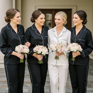Mother Daughter pjs White SatinBridal Pajamas, Bridesmaid Satin Pajama Set,Soft Bridesmaid Pajamas Set,Bridal Party Gifts,Personalized Gifts