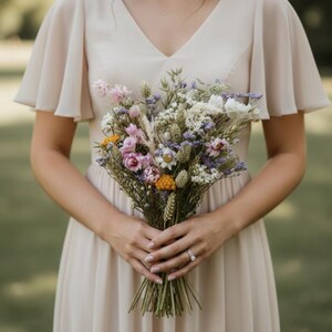 Spring Dried Flower Bouquet with Dried Daisies | Dried Floral Arrangement | Spring Wedding Flowers | Rustic Spring Home decor | April image 4