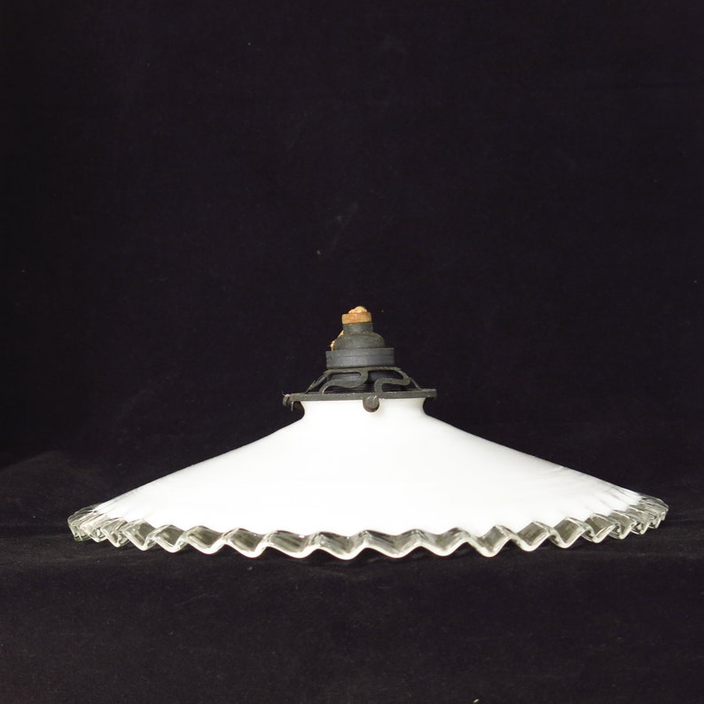 Glass white lampshade image 3