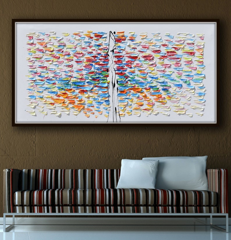 Puede incluir: Pintura abstracta con fondo blanco y una l&iacute;nea negra en el centro. La pintura est&aacute; compuesta por peque&ntilde;as pinceladas de colores vivos en tonos azules, verdes, amarillos, naranjas, rojos y rosas.