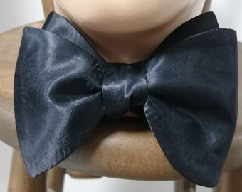 Classic Satin Self Tie, Sharp Satin Bow tie, Formal Dark Navy Blue Necktie, Stunning Beau Tie, Bounded Bowtie, RoseHeartAccessories