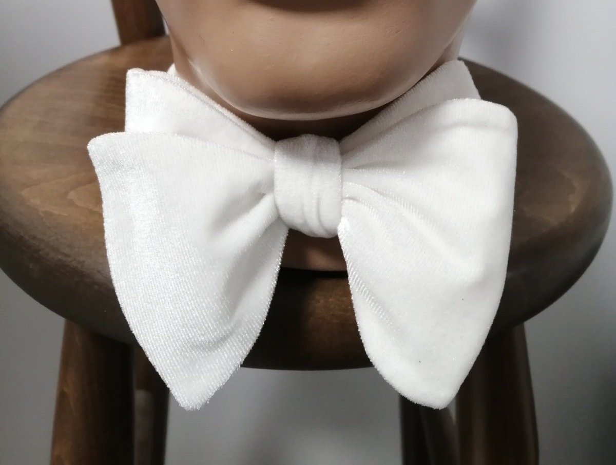 Oversized White Velvet Bow Tie, Custom Self-Tie, Formal Grooms Necktie