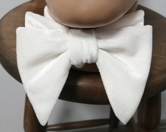 Custom velvet bow tie, Gentleman's White BowTie, Formal Velvet Beau Tie, Sharp Self tie, RoseHeartAccessories