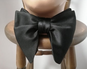 Papillon da annodare in raso nero, modello a farfalla grande, papillon oversize per lo sposo in smoking.