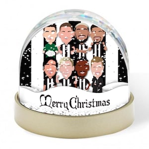 Newcastle 2024-25 Vektor Helden Weihnachten Schneekugel Howe Pope etc Utd Tolles Weihnachtsgeschenk für Toon-Fans