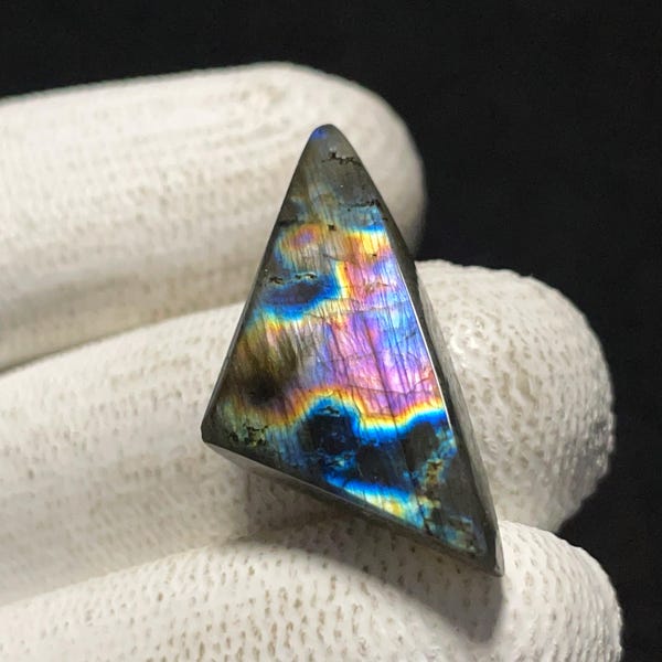 Topkwaliteit paarse spectroliet edelsteen, vrije vorm cabochon, 27 x 14 x 5 mm, 13 CTS, prachtige cabochon voor het maken van sieraden, #B-4177
