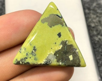 Lizardite , Freeform Cabochon, 34x38x6 MM, 51 CTS, Beautiful Cabochon, #B-1866