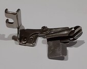 Vintage Singer Low Shank Binder Foot 36594 Fits 15, 66, 99, 201, 221, 222 and more