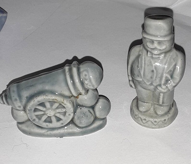 12 Circus Wade England Rose Tea Figurines Whimsies | Etsy