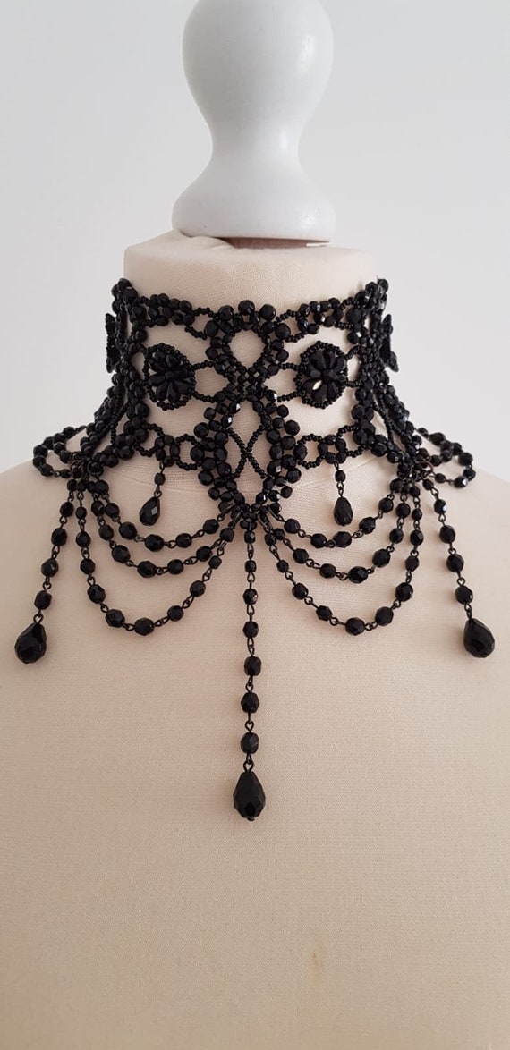 Victorian style choker necklace